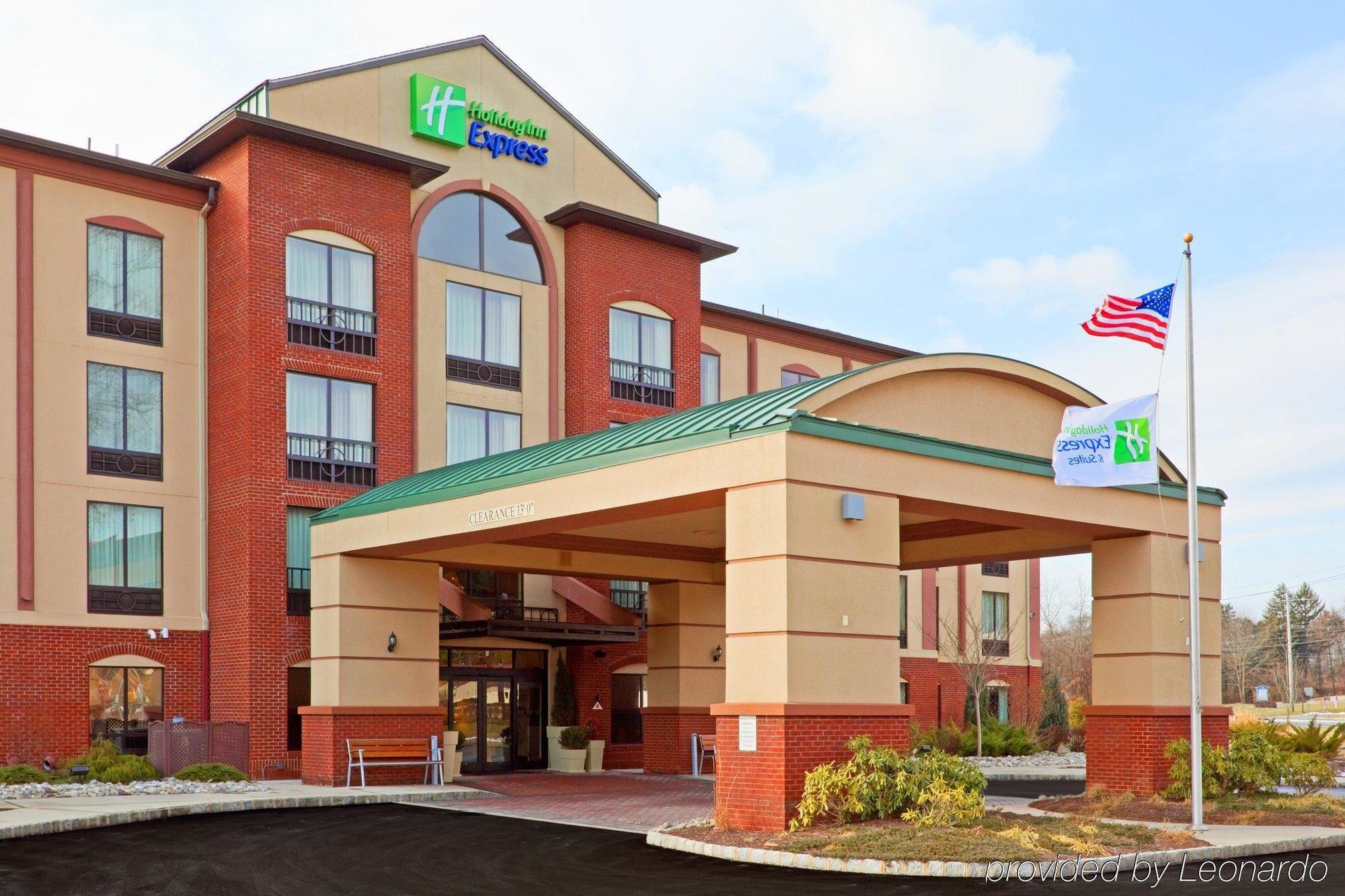 Fairfield Inn & Suites By Marriott Bridgewater Branchburg/Somerville Exterior photo