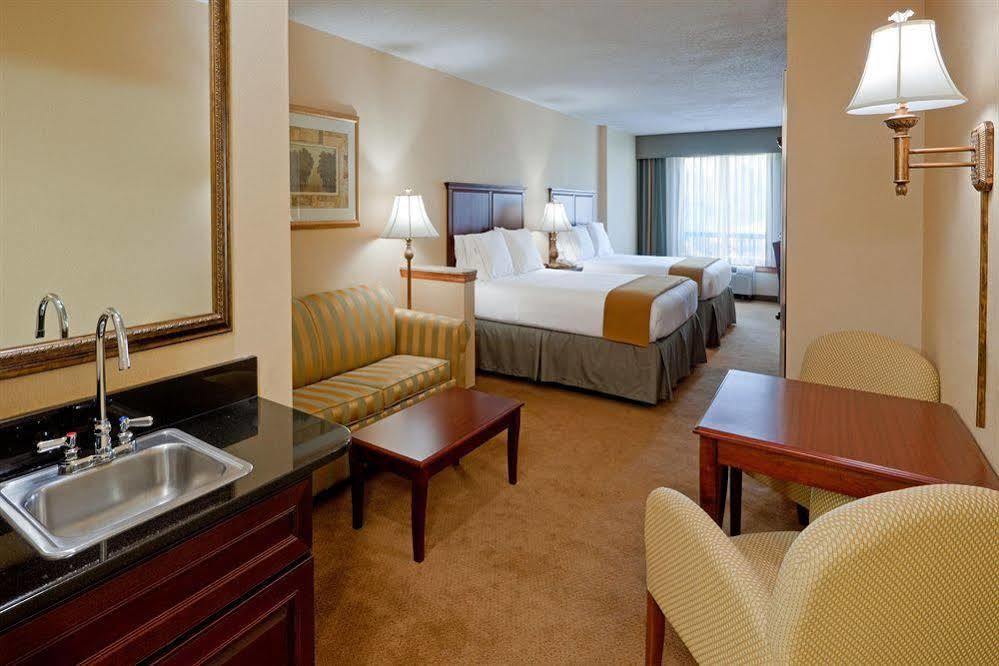Fairfield Inn & Suites By Marriott Bridgewater Branchburg/Somerville Exterior photo